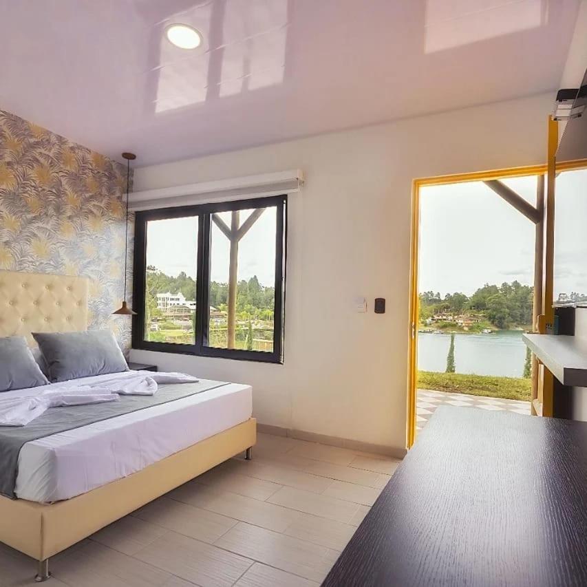 Hotel Aguas Abiertas Guatape Exterior photo