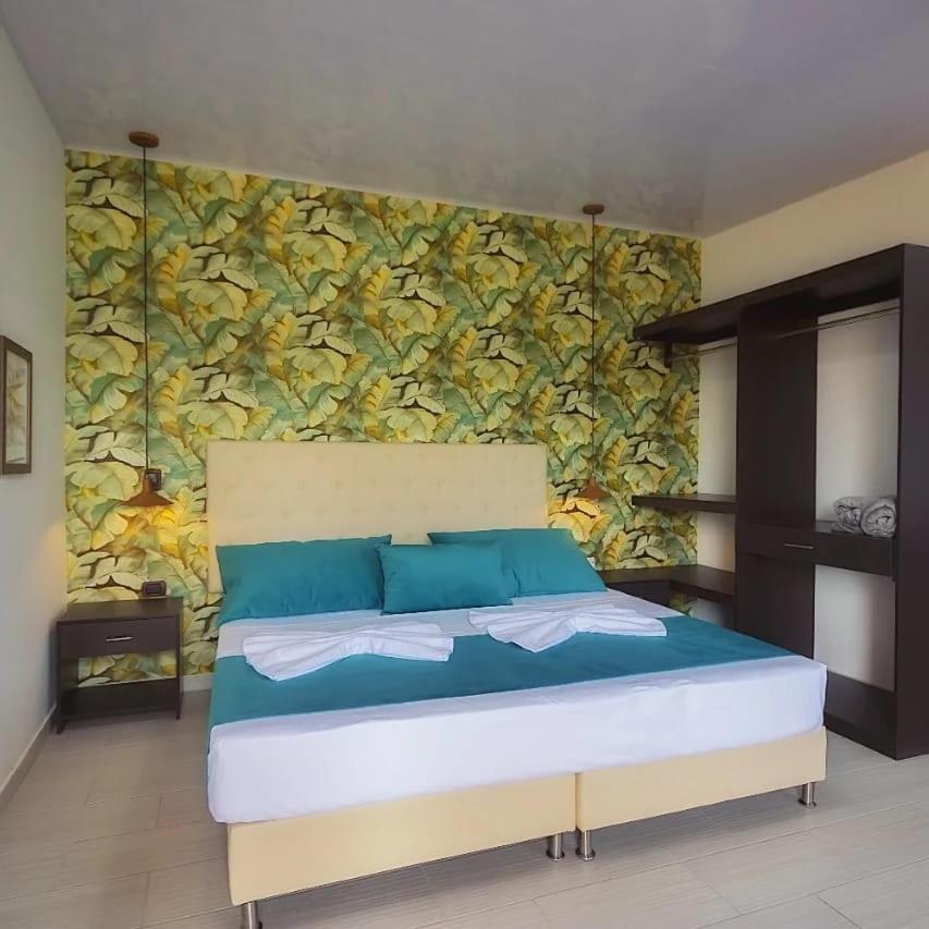 Hotel Aguas Abiertas Guatape Exterior photo