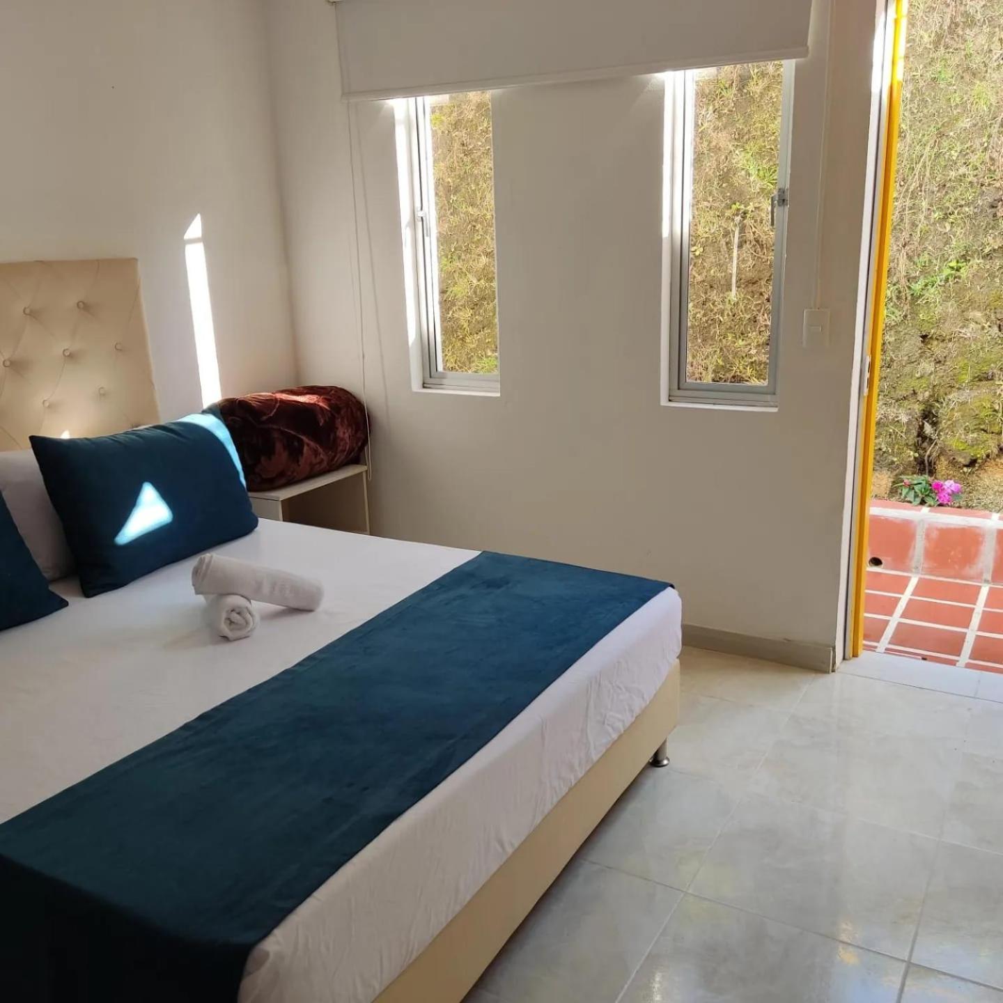 Hotel Aguas Abiertas Guatape Exterior photo